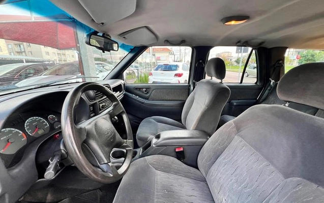 imagem-https://www.socarrao.com.br/sc-vehicle-images-prod/2820655/1786040903856-8207064_16_B_c5f7448697.jpeg