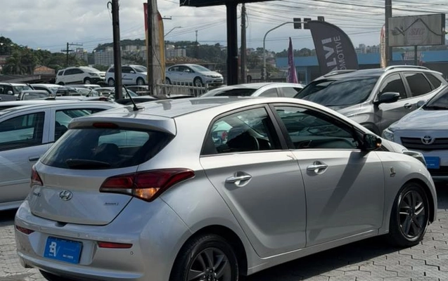 imagem-https://www.socarrao.com.br/sc-vehicle-images-prod/2820885/1784840780810-69436a624b552a653.jpeg