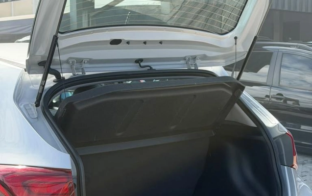 imagem-https://www.socarrao.com.br/sc-vehicle-images-prod/2820885/1784840780812-69436a624b55ee805.jpeg