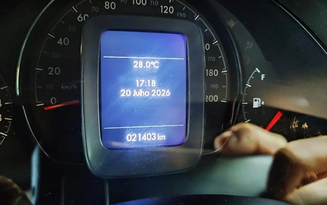 imagem-https://www.socarrao.com.br/sc-vehicle-images-prod/2820964/1787946295858-8309352_2_B_66f9e67205.jpeg