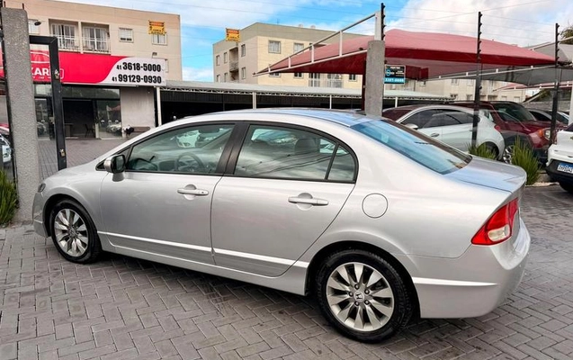 imagem-https://www.socarrao.com.br/sc-vehicle-images-prod/2821111/1786041352050-8310163_13_B_9f425d98f9.jpeg