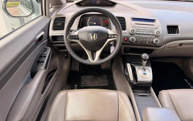imagem-https://www.socarrao.com.br/sc-vehicle-images-prod/2821111/1786041352052-8310163_14_B_cc0c5071a5.jpeg