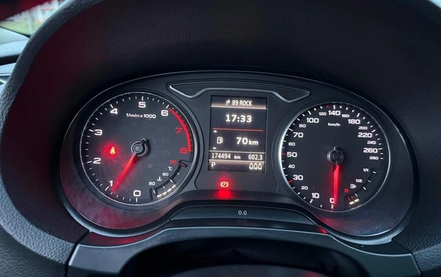 imagem-https://www.socarrao.com.br/sc-vehicle-images-prod/2821161/1787313583332-8307467_14_B_204825f609.jpeg