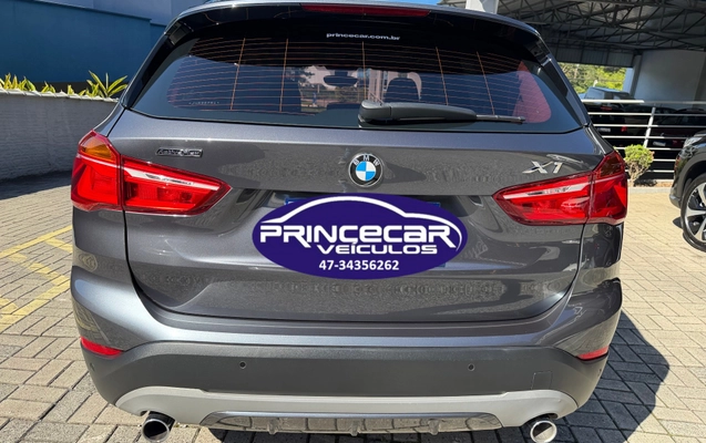 imagem-https://www.socarrao.com.br/sc-vehicle-images-prod/2821267/1789594512906-8fb77e4327f142f087d17b087d92d8d2_1785791740997.jpg