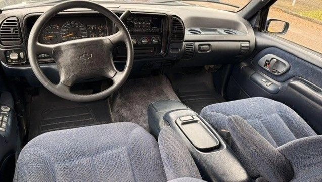 imagem-https://www.socarrao.com.br/sc-vehicle-images-prod/2821757/1784844964373-8310294_11_B_7c4eb1d760.jpeg