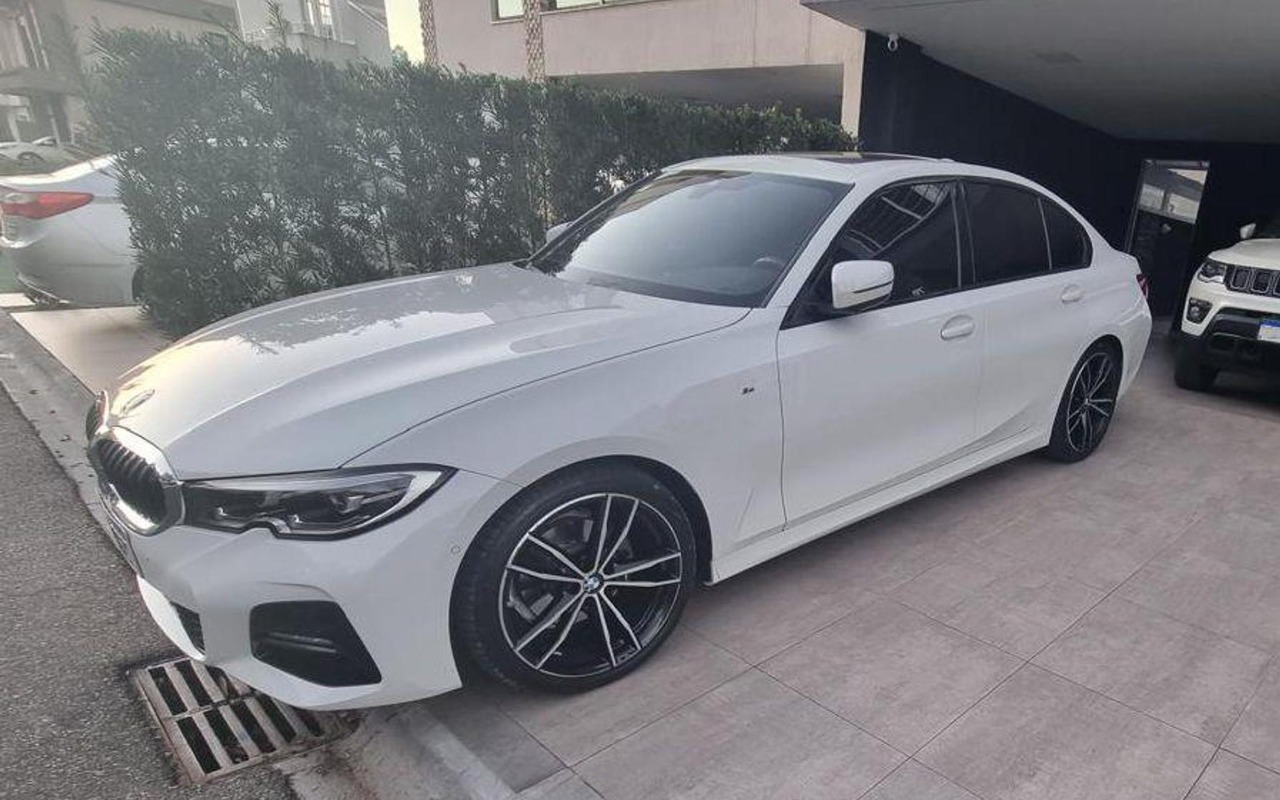 imagem-https://www.socarrao.com.br/sc-vehicle-images-prod/2821820/1784917363446-Ym13LTMyMGktMi4wLTE2di10dXJiby1nYXNvbGluYS1tLXNwb3J0LWF1dG9tYXRpY28td21pbWFnZW0xMjUzMTExNTA5NC5qcGc.jpg