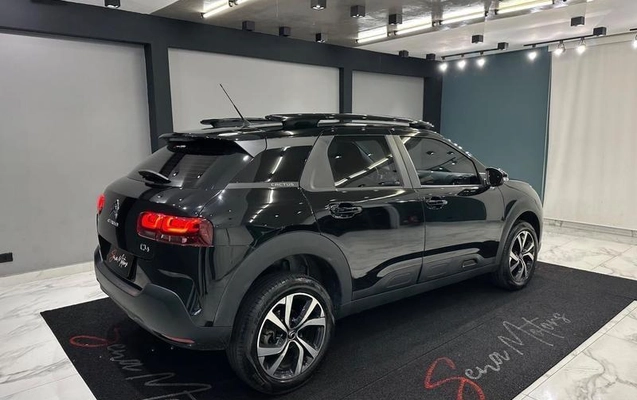 imagem-https://www.socarrao.com.br/sc-vehicle-images-prod/2821976/1789390077937-8308055_5_B_5bc3fbe276.jpeg