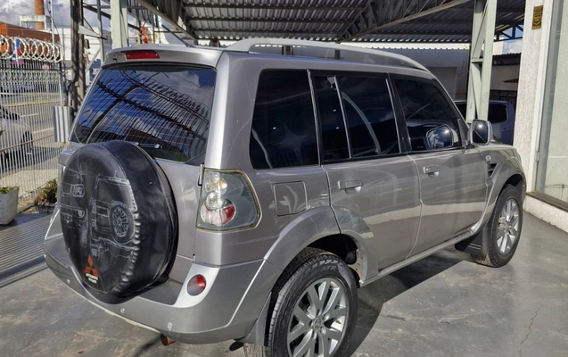 imagem-https://www.socarrao.com.br/sc-vehicle-images-prod/2822154/1784847020988-NS5qcGVn.jpeg