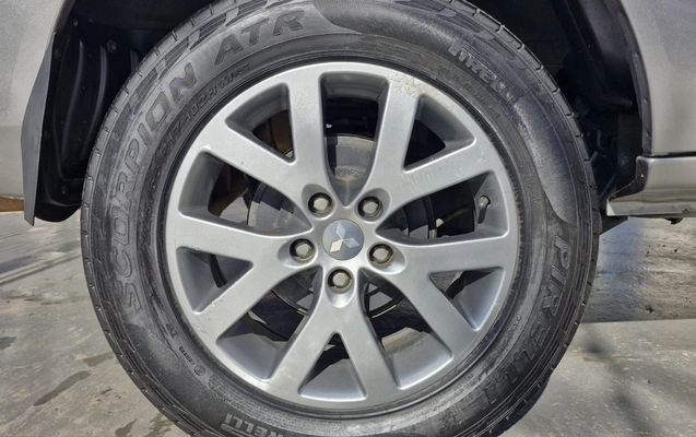 imagem-https://www.socarrao.com.br/sc-vehicle-images-prod/2822154/1784847021899-MTguanBlZw.jpeg
