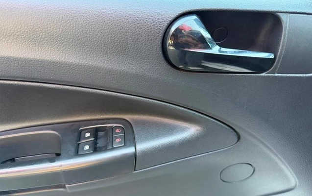 imagem-https://www.socarrao.com.br/sc-vehicle-images-prod/2822858/1790093312481-8276885_11_B_1042eaab8f.jpeg