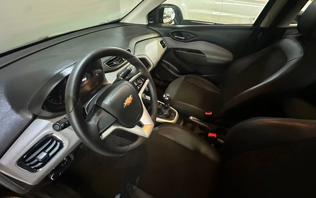 imagem-https://www.socarrao.com.br/sc-vehicle-images-prod/2823416/1784853477180-2f6a6f5b40c54708b858f58c2d9a300c_1784853321090.jpg
