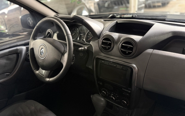 imagem-https://www.socarrao.com.br/sc-vehicle-images-prod/2823703/1784854606086-2400f5b0-7f76-42cc-b906-0f4530106e7a.jpg