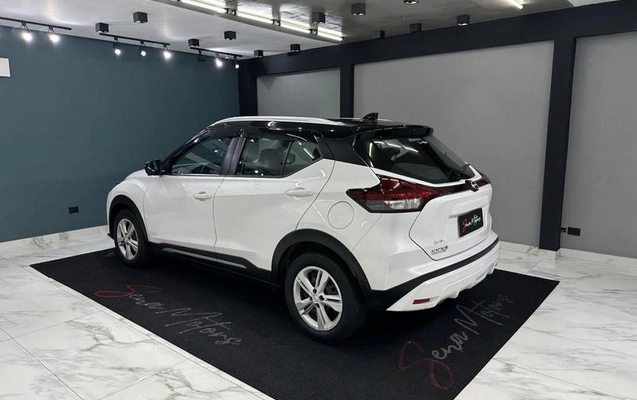 imagem-https://www.socarrao.com.br/sc-vehicle-images-prod/2824015/1789663354922-8310373_7_B_a65330ff61.jpeg