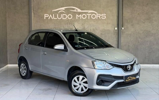 imagem-https://www.socarrao.com.br/sc-vehicle-images-prod/2824478/1786095839928-8310376_0_B_b2966e9002.jpeg