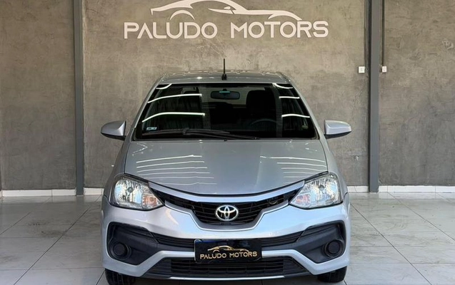 imagem-https://www.socarrao.com.br/sc-vehicle-images-prod/2824478/1786095839928-8310376_1_B_34c518995a.jpeg