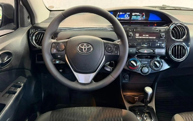 imagem-https://www.socarrao.com.br/sc-vehicle-images-prod/2824478/1786095839930-8310376_8_B_b5a5d4a314.jpeg