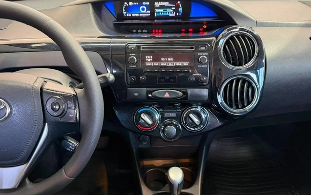 imagem-https://www.socarrao.com.br/sc-vehicle-images-prod/2824478/1786095839931-8310376_10_B_8206f59e08.jpeg
