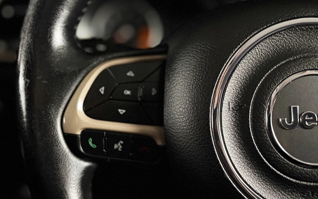 imagem-https://www.socarrao.com.br/sc-vehicle-images-prod/2824648/1784859534303-MDExLmpwZw.jpg