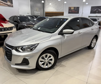 Chevrolet Onix 2023 Prata — foto 1 de 3