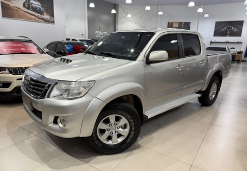 Toyota Hilux 2009 Prata — foto 1 de 3