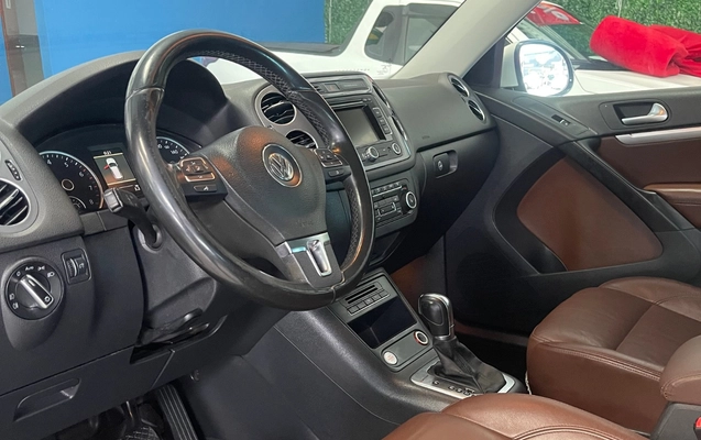 imagem-https://www.socarrao.com.br/sc-vehicle-images-prod/2832305/1784893734137-5_084819.jpg