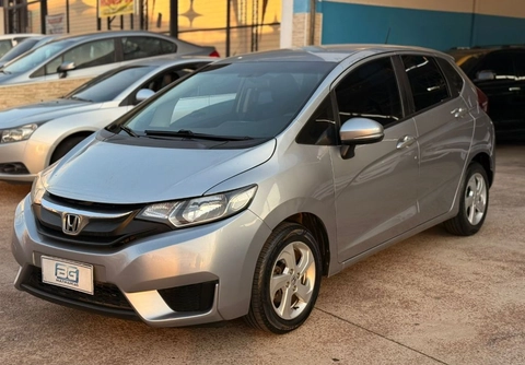 Honda Fit 2017 Prata — foto 1 de 3