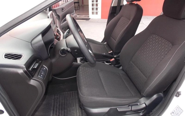 imagem-https://www.socarrao.com.br/sc-vehicle-images-prod/2832901/1784897099411-8310687_2_B_dfcc988780.jpeg