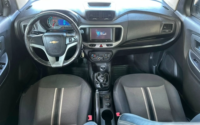 imagem-https://www.socarrao.com.br/sc-vehicle-images-prod/2833013/1784897687599-869fa144-2984-4fa1-95f0-036e82fa2dab.jpg