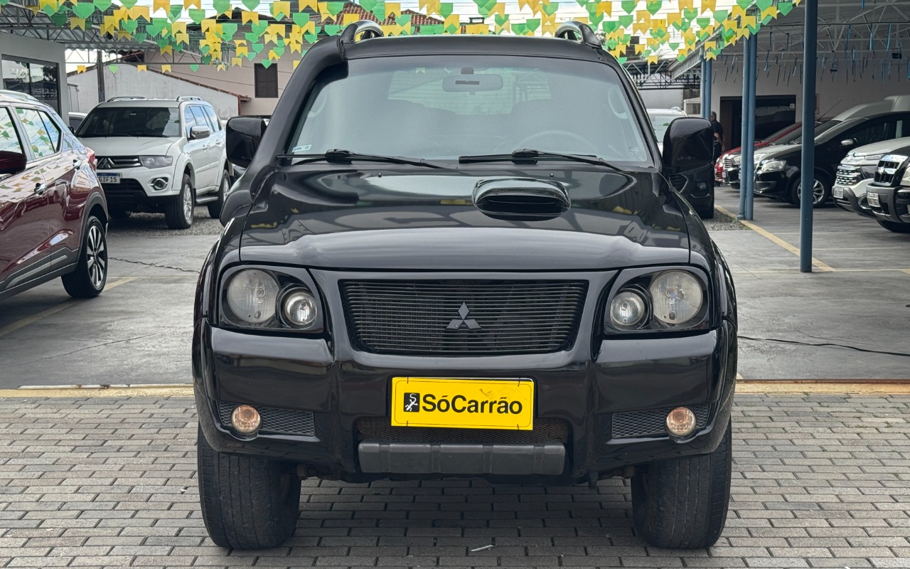 imagem-https://www.socarrao.com.br/sc-vehicle-images-prod/2833056/1784982822522-SU1HXzMwNTcuanBn.jpg