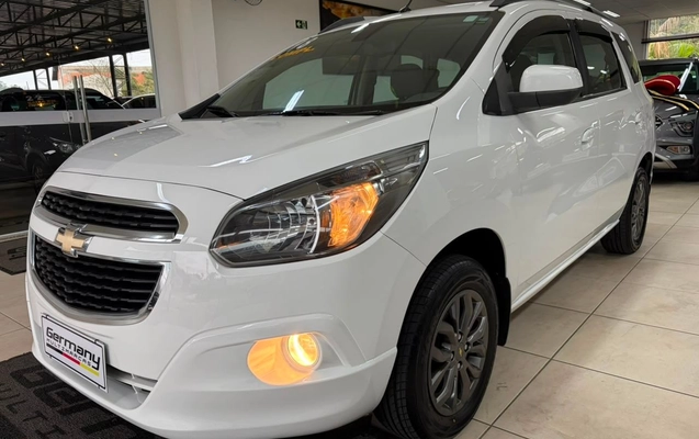 imagem-https://www.socarrao.com.br/sc-vehicle-images-prod/2833057/1787329572073-31421c8f76fd434782f597646c0bed3d_1787328299741.jpg