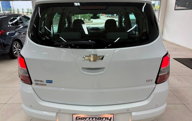 imagem-https://www.socarrao.com.br/sc-vehicle-images-prod/2833057/1787329572078-eda461940b3a45ff9986a1689555ba8b_1787328299768.jpg