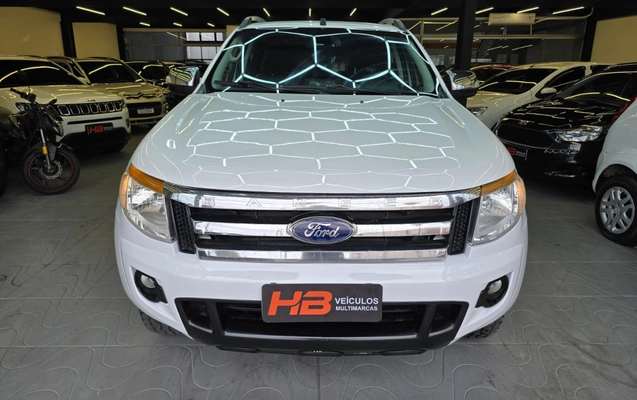 imagem-https://www.socarrao.com.br/sc-vehicle-images-prod/2833363/1788958019644-DpVUzWGfyjoXDnfUx61E6U2HDTtoSsW3.jpg