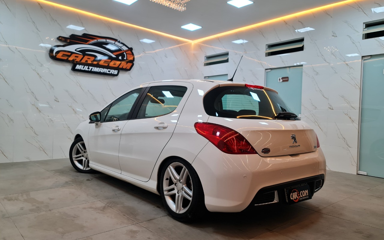 imagem-https://www.socarrao.com.br/sc-vehicle-images-prod/2833390/1784899478156-NC5qcGc.jpg