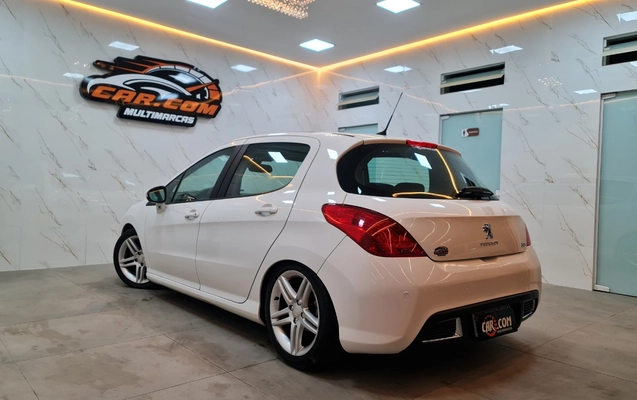 imagem-https://www.socarrao.com.br/sc-vehicle-images-prod/2833390/1784899478156-NC5qcGc.jpg