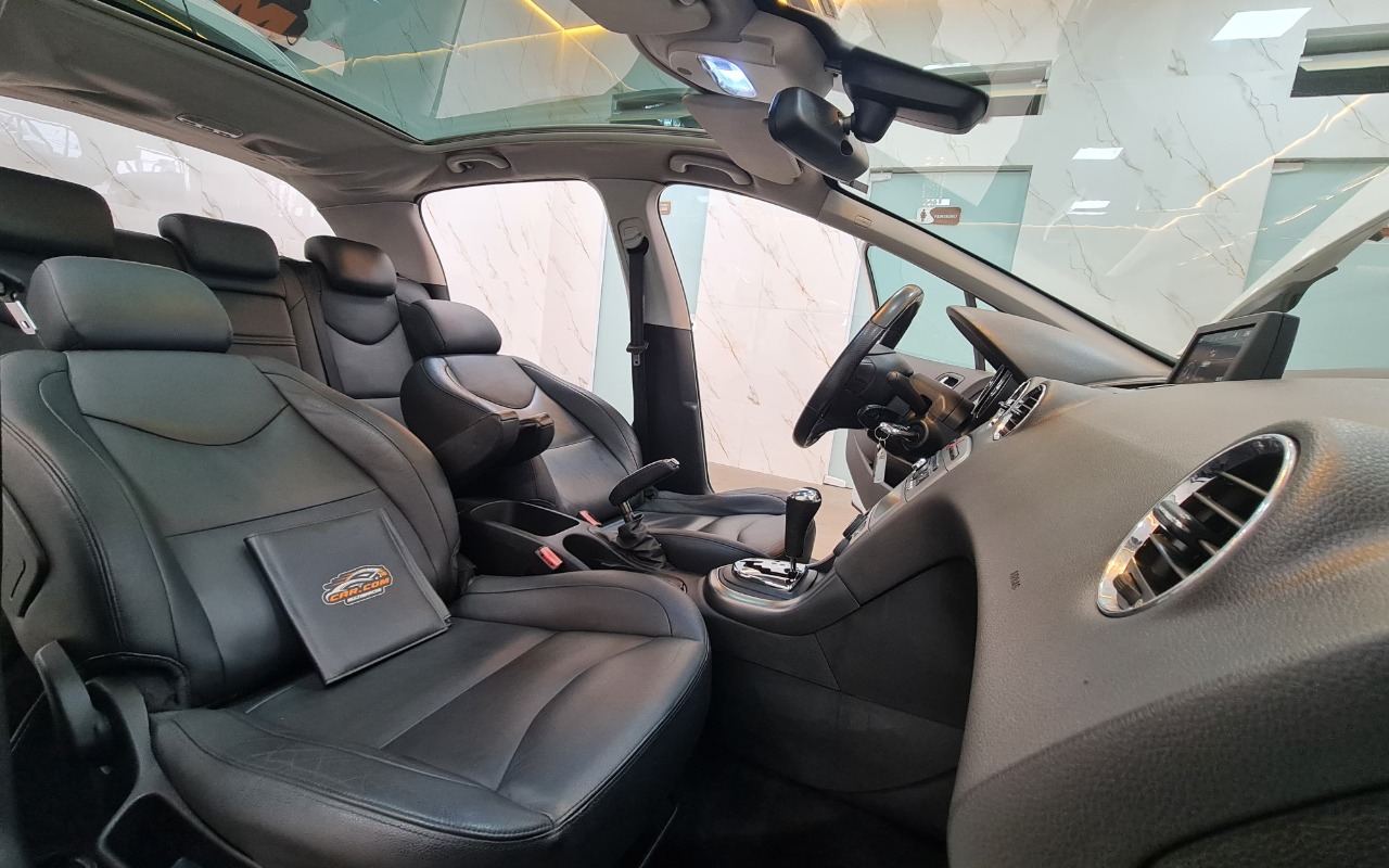 imagem-https://www.socarrao.com.br/sc-vehicle-images-prod/2833390/1784899479056-MTAuanBn.jpg
