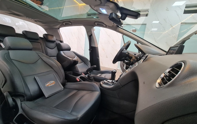 imagem-https://www.socarrao.com.br/sc-vehicle-images-prod/2833390/1784899479056-MTAuanBn.jpg