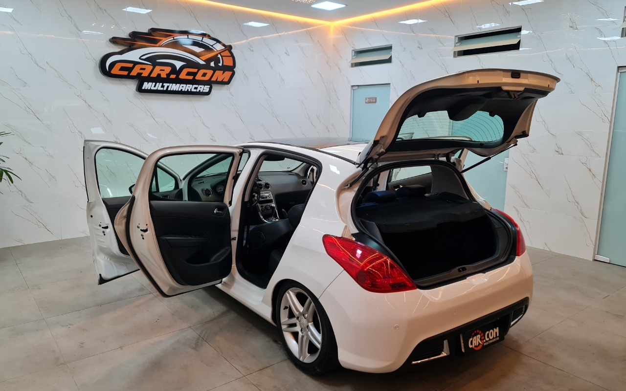 imagem-https://www.socarrao.com.br/sc-vehicle-images-prod/2833390/1784899479633-MTQuanBn.jpg