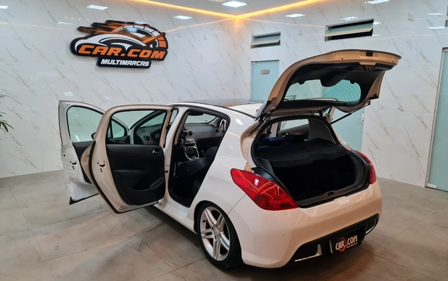 imagem-https://www.socarrao.com.br/sc-vehicle-images-prod/2833390/1784899479633-MTQuanBn.jpg