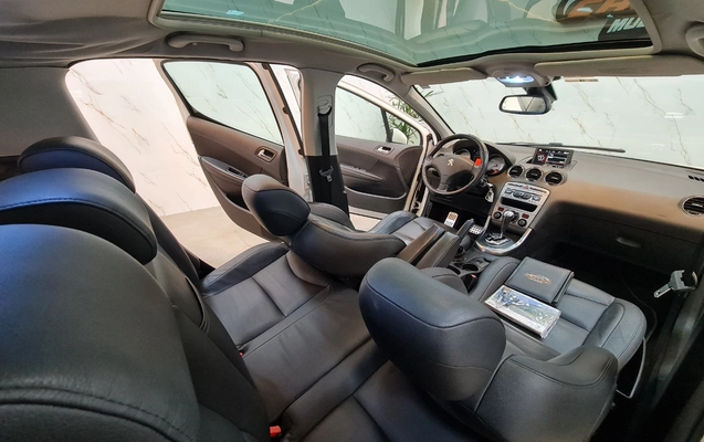 imagem-https://www.socarrao.com.br/sc-vehicle-images-prod/2833390/1784899480311-RXh0cmEgKDgpLmpwZw.jpg