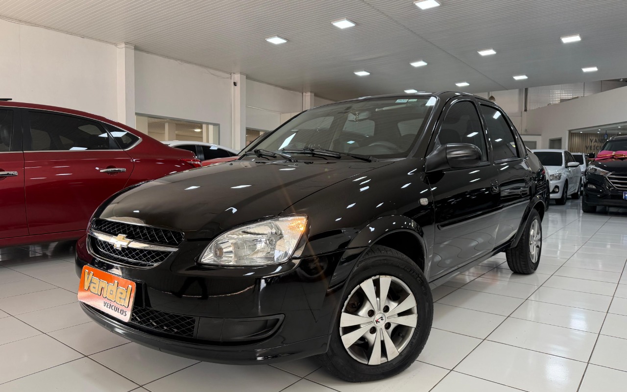 Chevrolet Classic 2013 Preto — foto 1 de 3