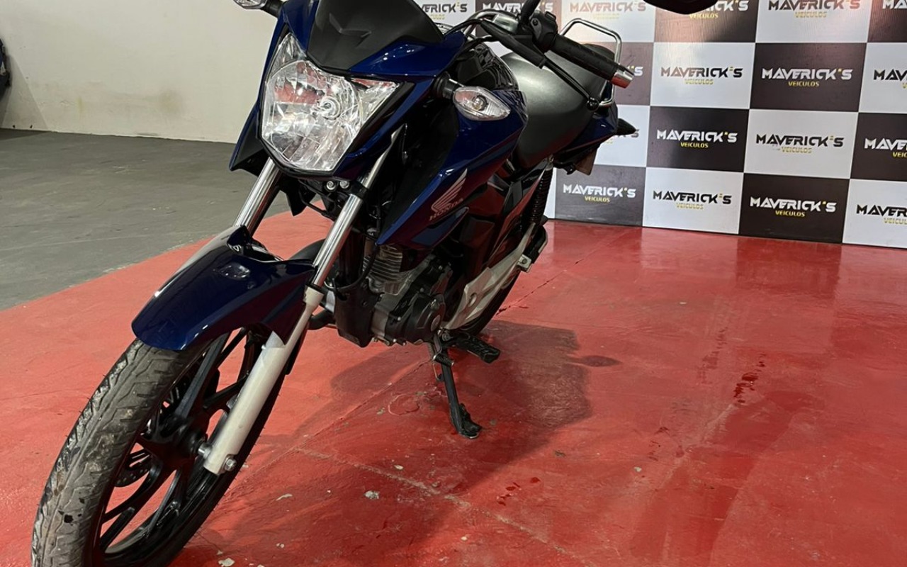 imagem-https://www.socarrao.com.br/sc-vehicle-images-prod/2834034/1784902305673-ODExMGJhNzAtYTkwNS00MGZiLTkzNDYtMTRhY2VjM2Y3ZGEzLmpmaWY.jfif