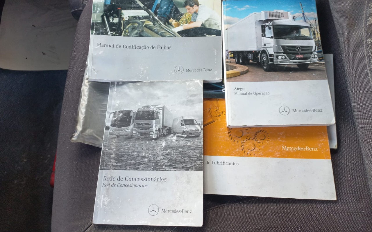 imagem-https://www.socarrao.com.br/sc-vehicle-images-prod/2834376/1789150940168-MTQxOSAyMDEyICgxNikuanBlZw.jpeg