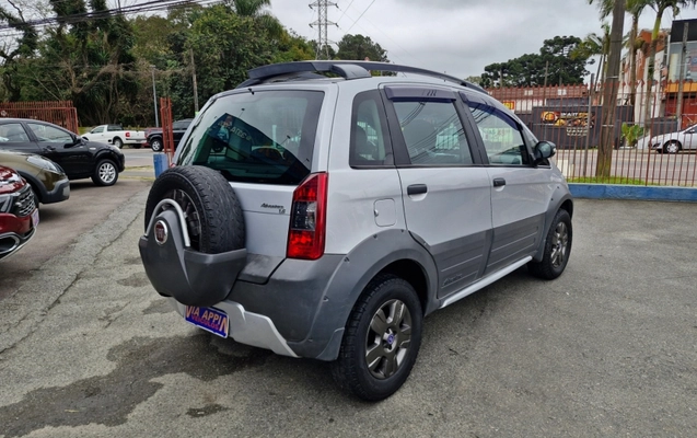 imagem-https://www.socarrao.com.br/sc-vehicle-images-prod/2834461/1789649713006-KB0ZVHVPhUMmK4jWDUK9KLrNe9WQzN5A.jpg