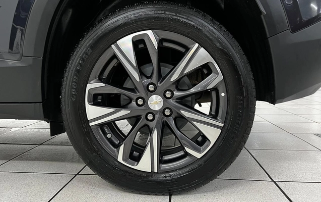 imagem-https://www.socarrao.com.br/sc-vehicle-images-prod/2834696/1785392005215-184b5cf8-a06a-43ca-ae16-5647b31ab883.jpg