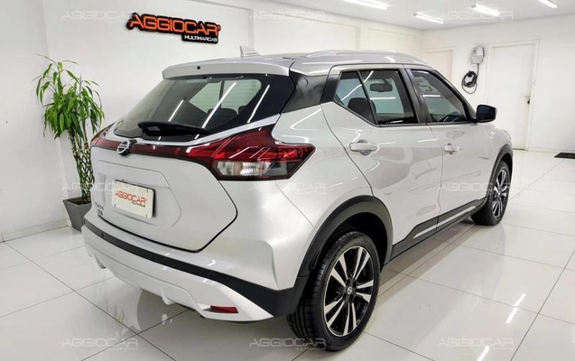 imagem-https://www.socarrao.com.br/sc-vehicle-images-prod/2834862/1785332208560-7856606_3_B_87c7e21678.jpeg