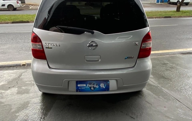 imagem-https://www.socarrao.com.br/sc-vehicle-images-prod/2834929/1784905461474-V2hhdHNBcHAgSW1hZ2UgMjAyNi0wNy0yNCBhdCAxMC4wMi40M3kuanBlZw.jpeg