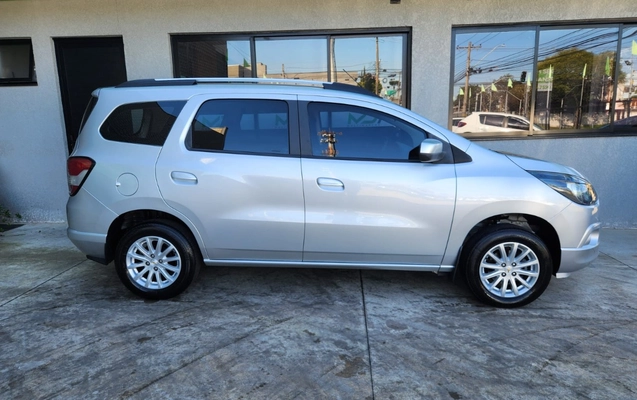 imagem-https://www.socarrao.com.br/sc-vehicle-images-prod/2834979/1785246843529-V2hhdHNBcHAgSW1hZ2UgMjAyNi0wNy0yOCBhdCAxMC4zMi4yNyAoMSkuanBlZw.jpeg
