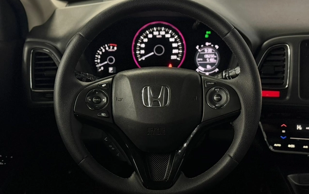 imagem-https://www.socarrao.com.br/sc-vehicle-images-prod/2835022/1784905691943-15c2e6f1-b81b-4cbc-a708-496e69a8bd3d.jpg