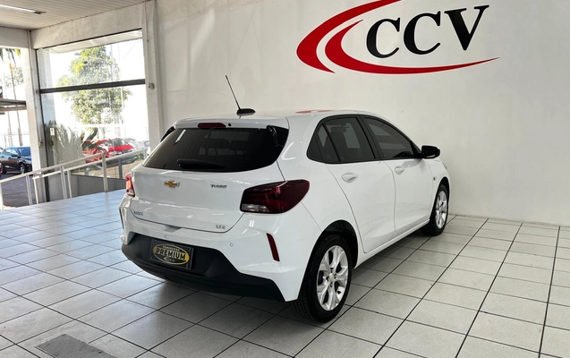 imagem-https://www.socarrao.com.br/sc-vehicle-images-prod/2835224/1785246694230-a7fa3f31-8d93-4755-bec8-6eb1d8375eab.jpg