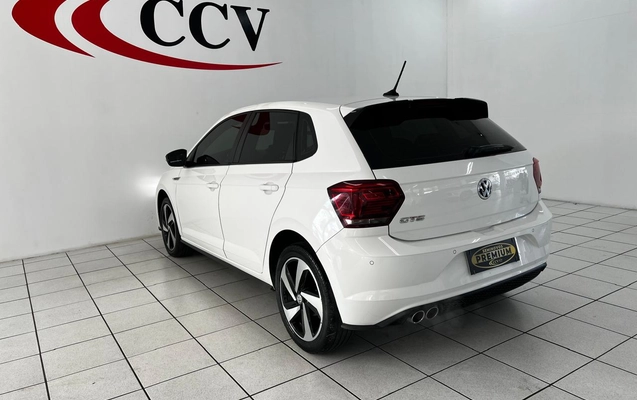 imagem-https://www.socarrao.com.br/sc-vehicle-images-prod/2835306/1790976801326-c3318c07-db86-4af7-bd03-8d12948d5900.jpg
